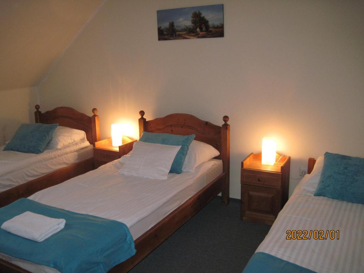 Benyei Fogado Panzio Es Etterem Bed and Breakfast Erdőbénye Exteriör bild