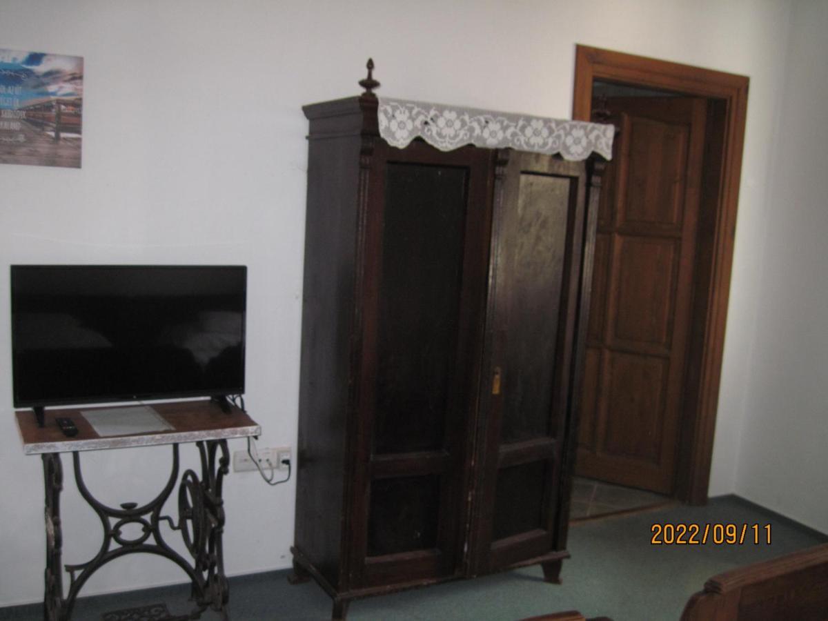 Benyei Fogado Panzio Es Etterem Bed and Breakfast Erdőbénye Exteriör bild