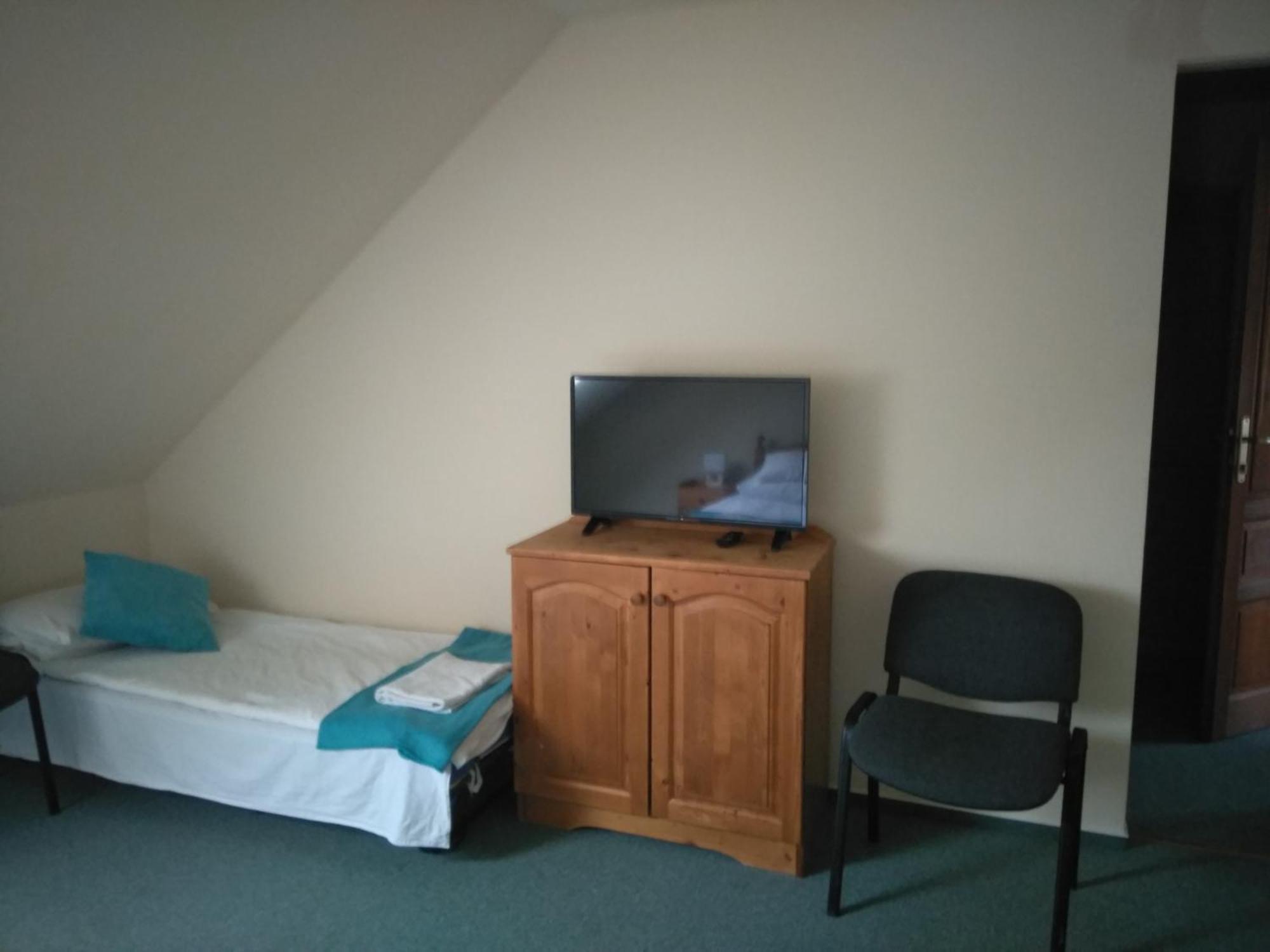 Benyei Fogado Panzio Es Etterem Bed and Breakfast Erdőbénye Exteriör bild