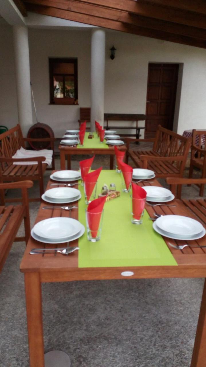 Benyei Fogado Panzio Es Etterem Bed and Breakfast Erdőbénye Exteriör bild